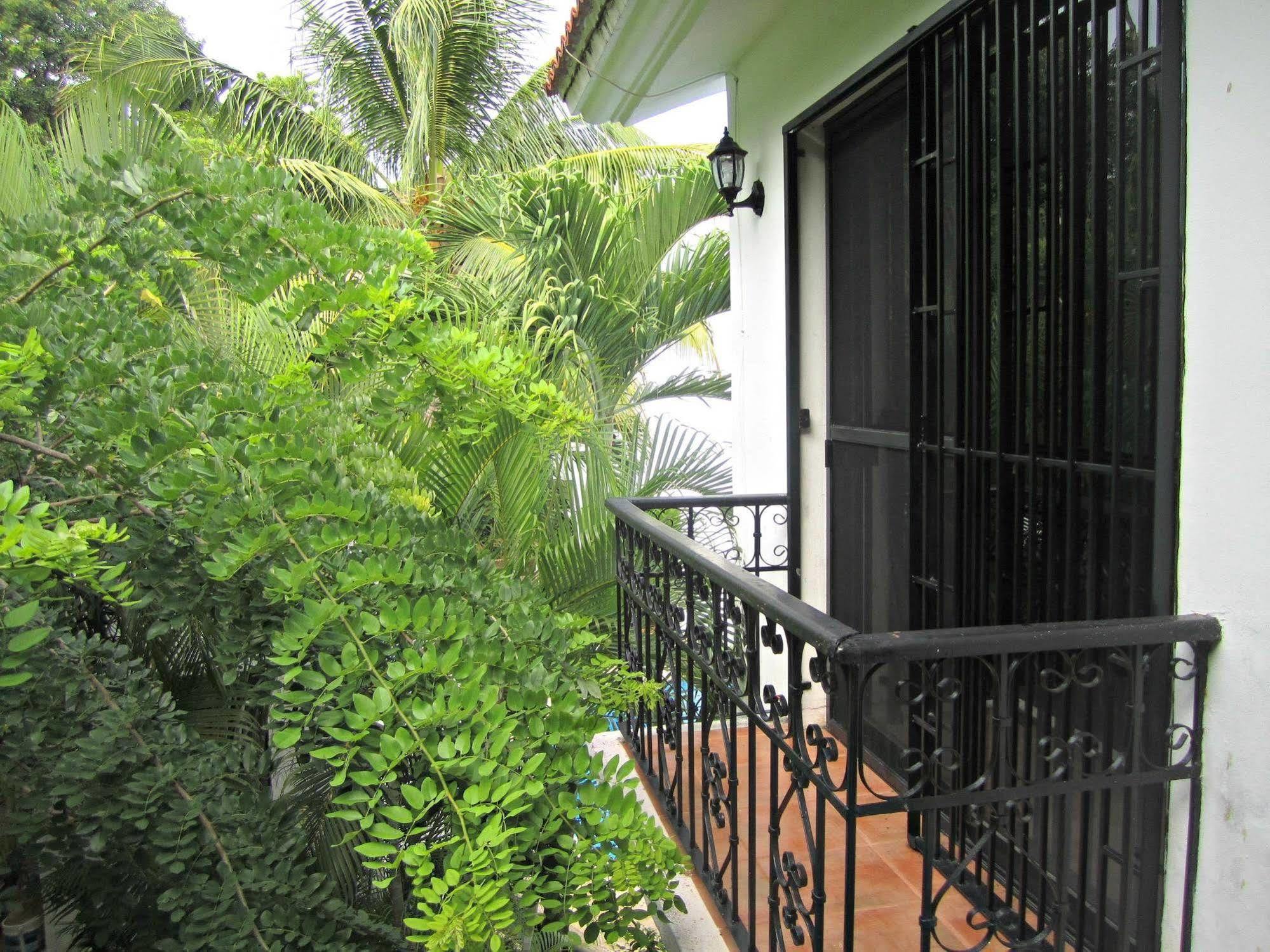 B&B Villa Hibiscus Playa del Carmen Exterior foto